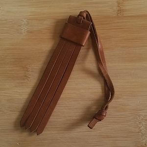 Madewell | Leather Tassel Bag Tag